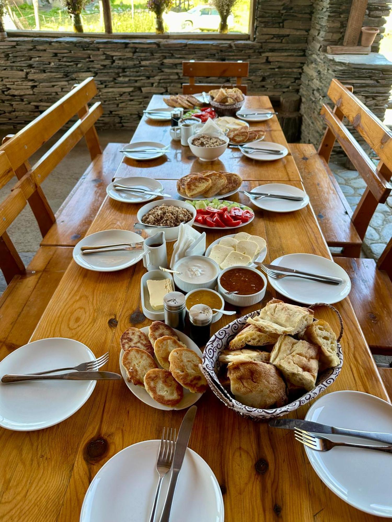 Guesthouse Lasharai Omalo Dış mekan fotoğraf